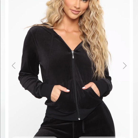 **SOLD** Fashion Nova Velour Matching Set - Picture 3 of 3